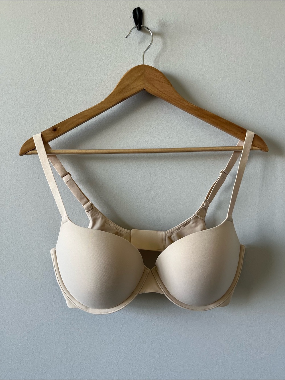 SKIMS Fits Everybody Push-Up Demi Bra 36D NWT Sand Color